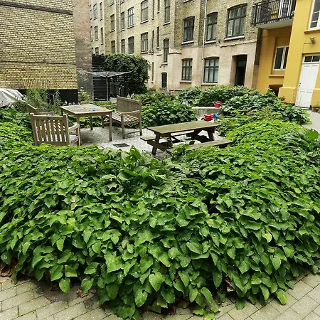 Hotel 9 Sma Hjem 2*