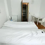9 Sma Hjem Hotel 2*