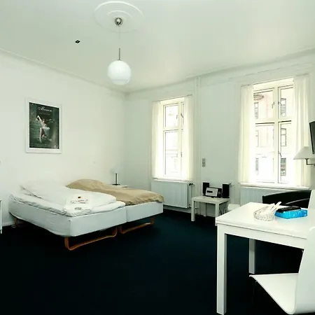 Hotel 9 Sma Hjem